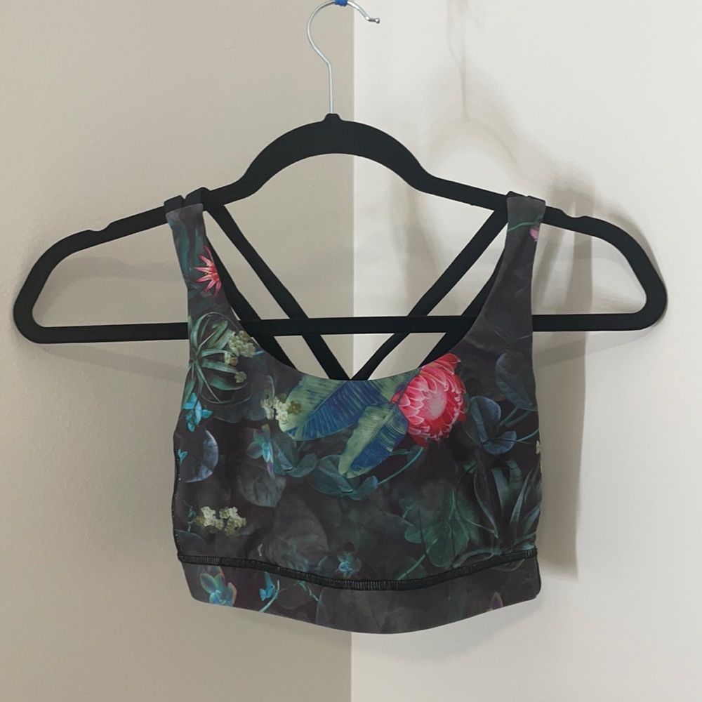 LULULEMON Athletica SIZE 6 flower print sports bra
